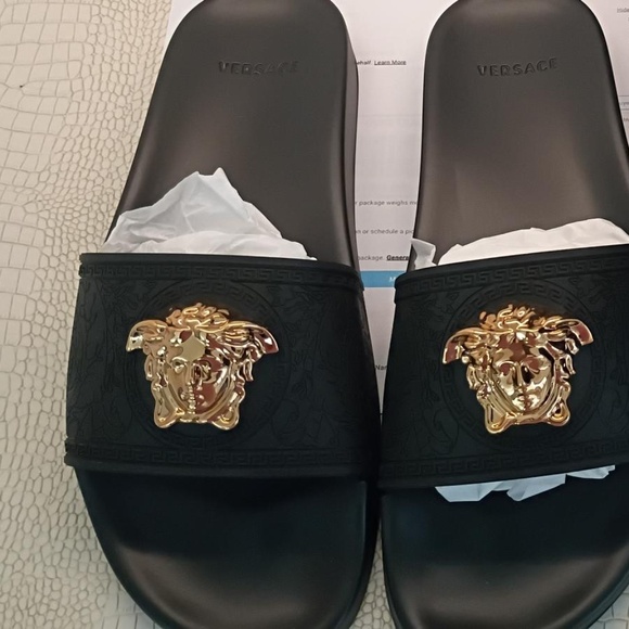 💋 Versace Authentic size 39 *NEW - Picture 1 of 8